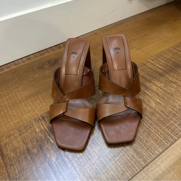 Zara Heels - Picture 2 of 7